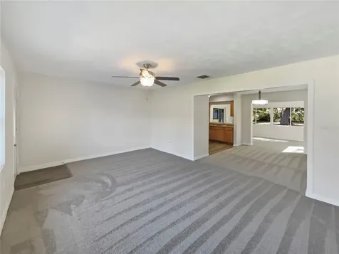 908 Perkins Street Leesburg FL 34748