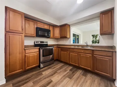 908 Perkins Street Leesburg FL 34748