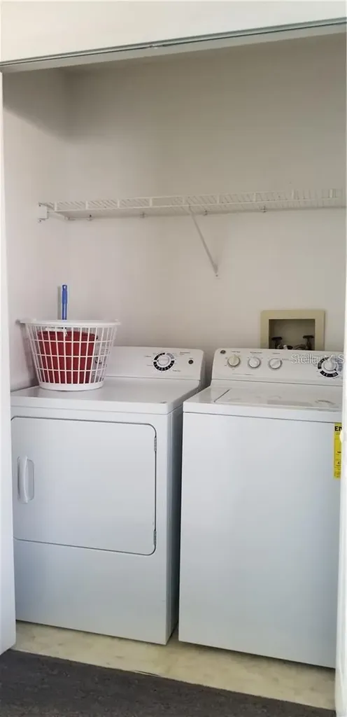 2456 Sweetwater Club Circle Kissimmee FL 34746