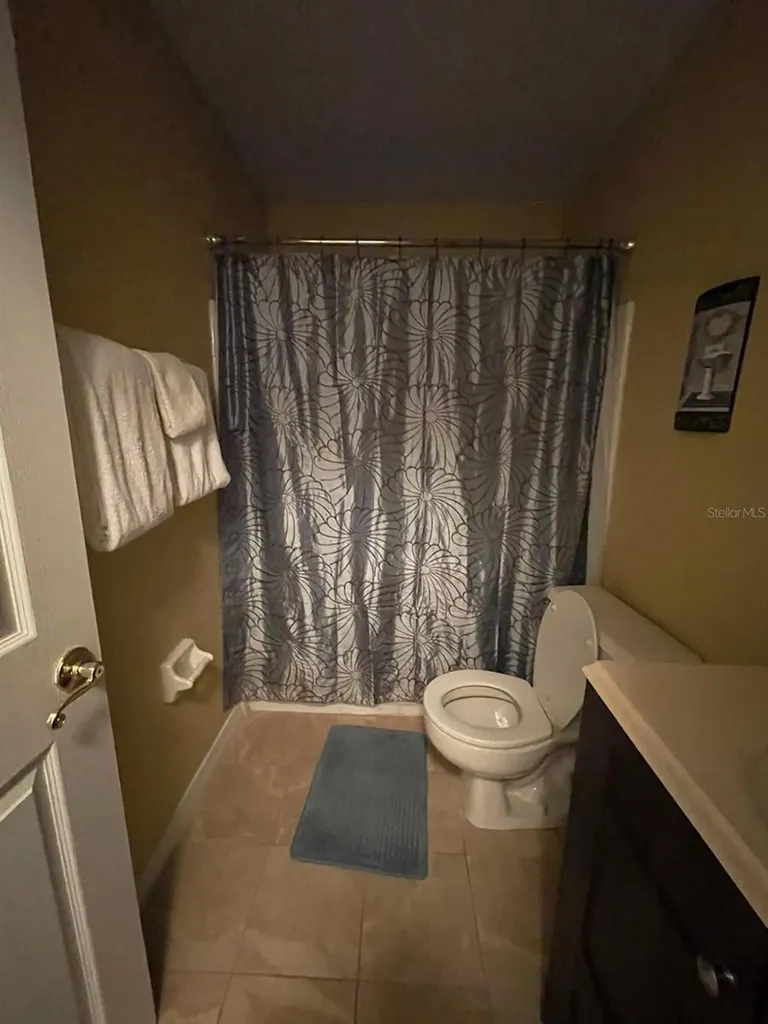 2456 Sweetwater Club Circle Kissimmee FL 34746