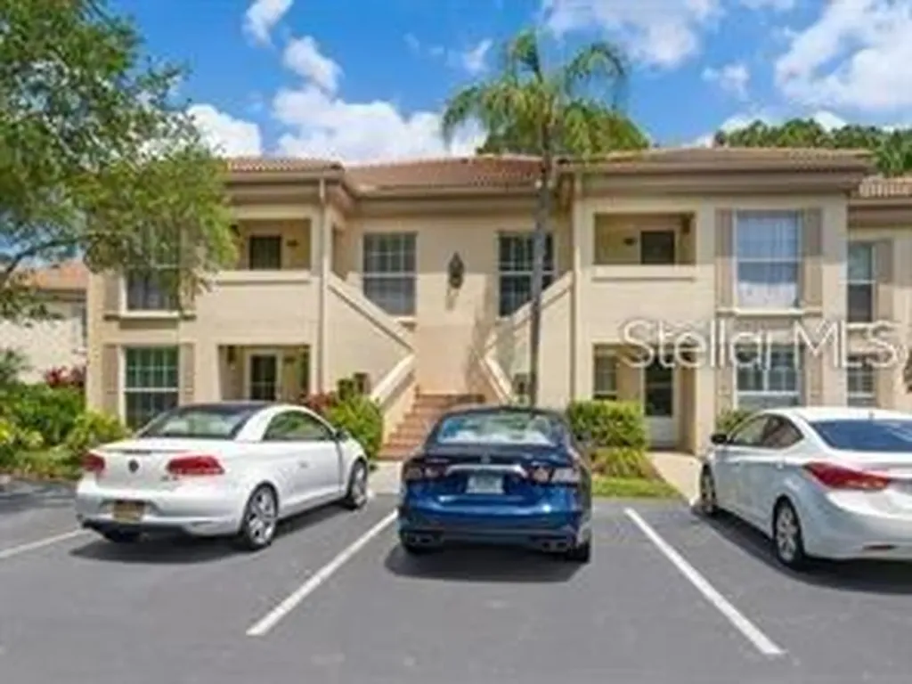4415 Longmeadow Sarasota FL 34235