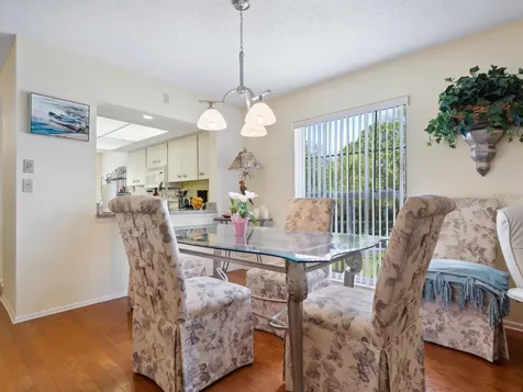 4415 Longmeadow Sarasota FL 34235