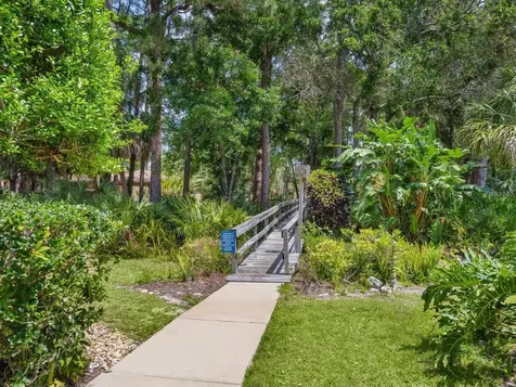 4415 Longmeadow Sarasota FL 34235