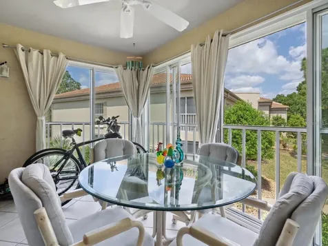 4415 Longmeadow Sarasota FL 34235