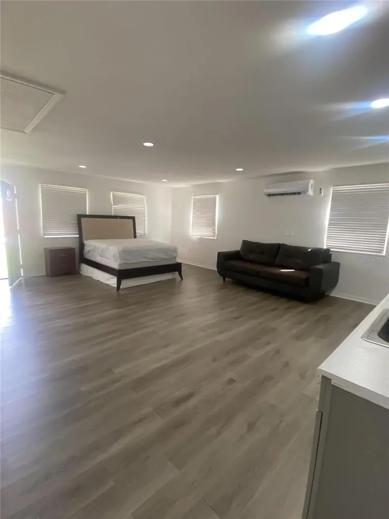 1801 Daniels Street Kissimmee FL 34746