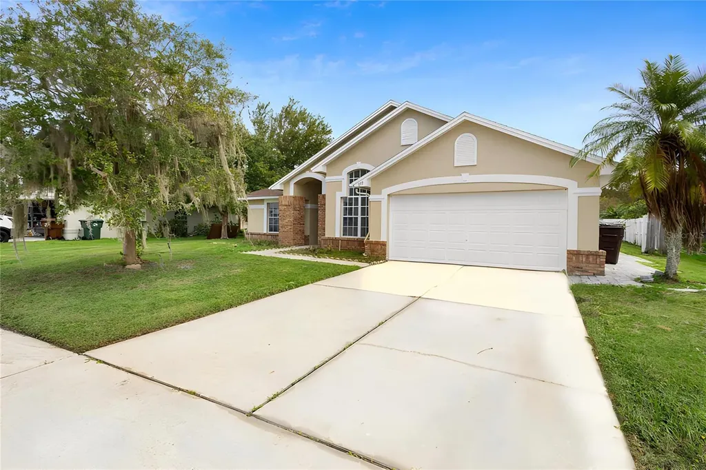 111 Country Creek Lane Kissimmee FL 34746