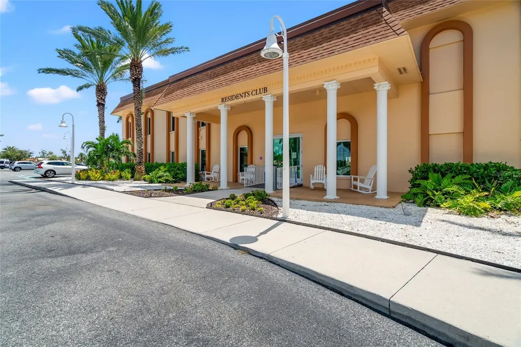 5200 Brittany Drive S St Petersburg FL 33715