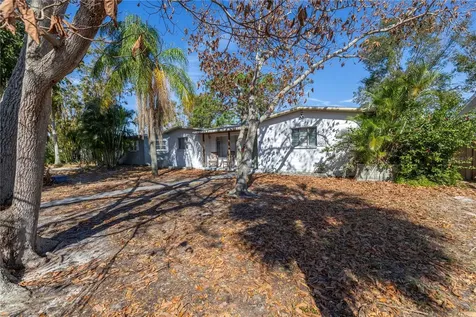 839 39th Avenue NE St Petersburg FL 33703