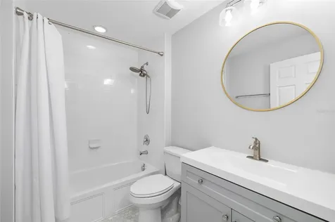 5902 Yeats Manor Drive Tampa FL 33616