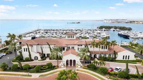 5902 Yeats Manor Drive Tampa FL 33616