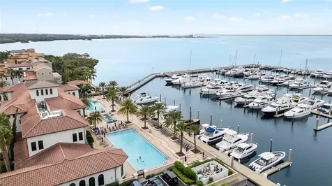 5902 Yeats Manor Drive Tampa FL 33616