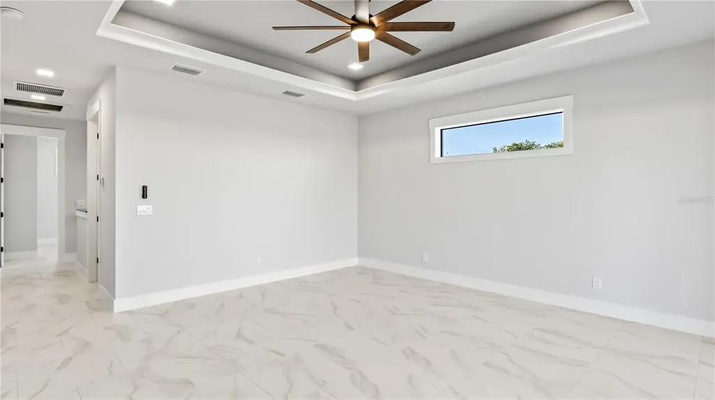 2133 Cape Coral Parkway W Cape Coral FL 33914