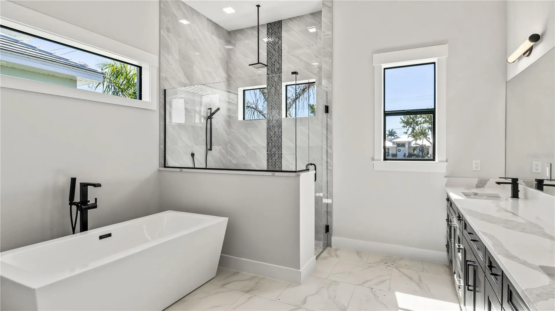 2133 Cape Coral Parkway W Cape Coral FL 33914