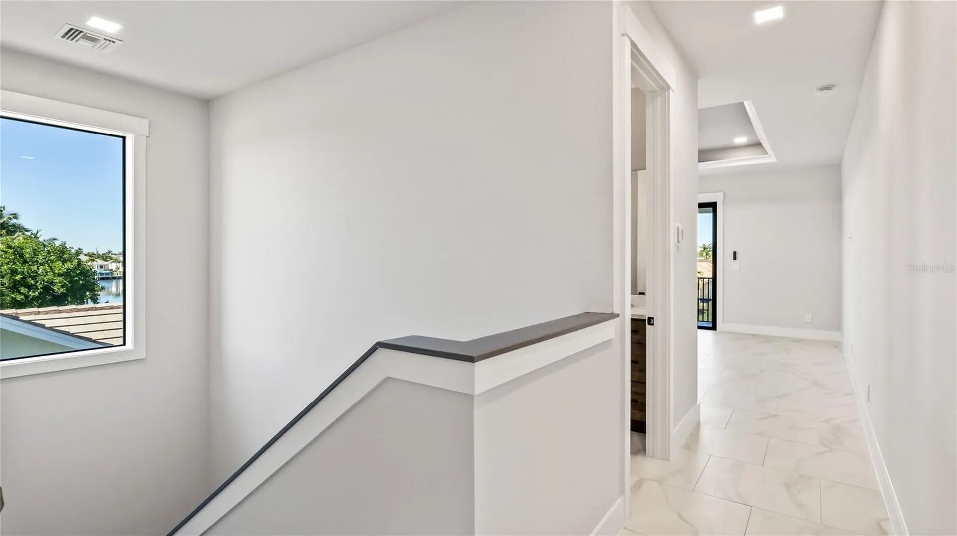 2133 Cape Coral Parkway W Cape Coral FL 33914