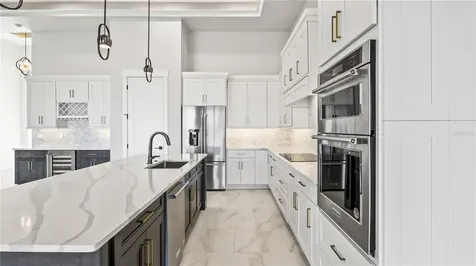 2133 Cape Coral Parkway W Cape Coral FL 33914