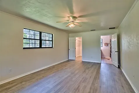 6724 SW 93rd Avenue Gainesville FL 32608