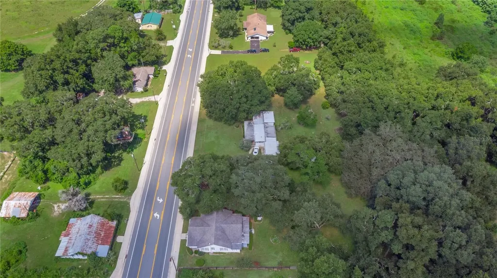 3778 E C-466 Road Oxford FL 34484