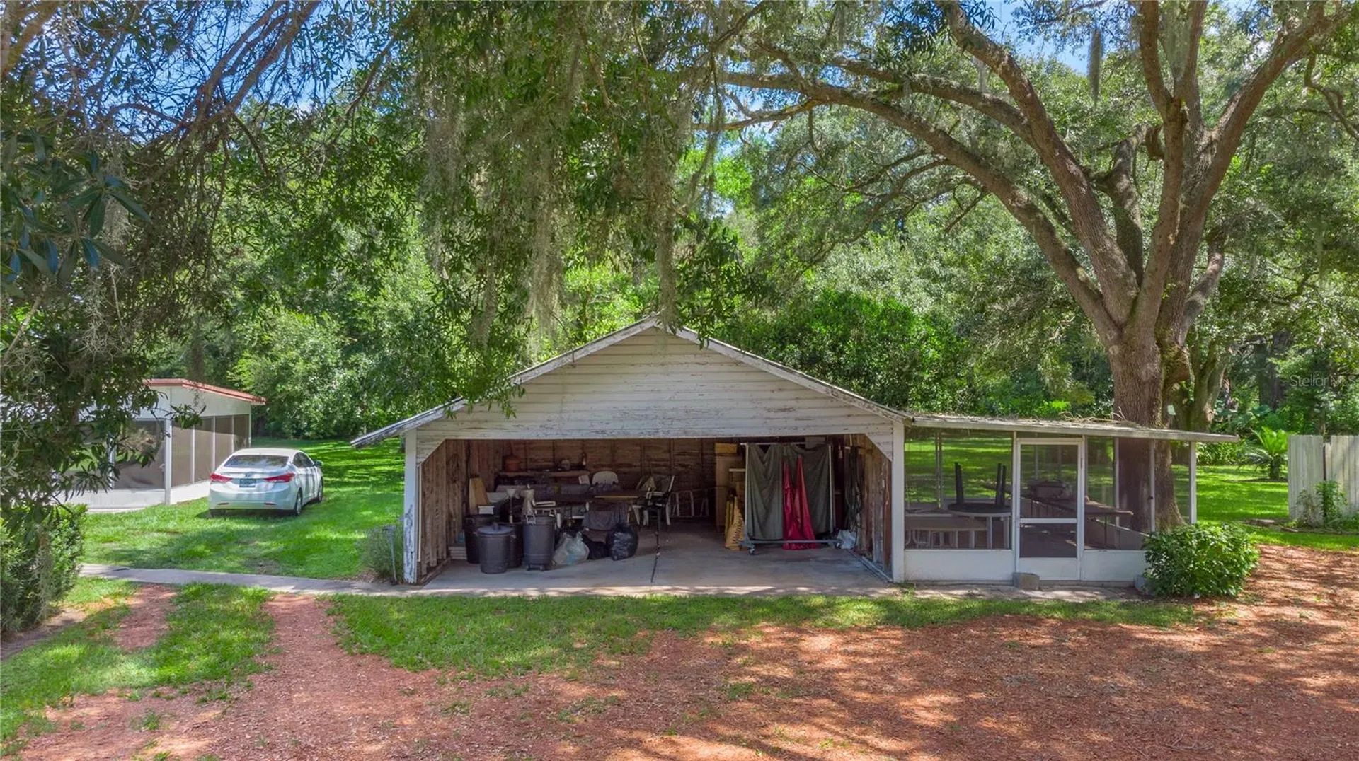 3778 E C-466 Road Oxford FL 34484