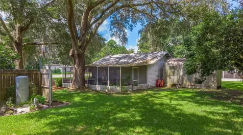 3778 E C-466 Road Oxford FL 34484