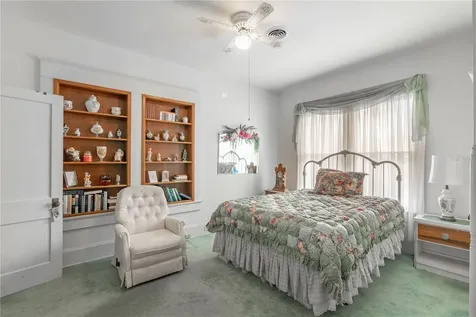 3778 E C-466 Road Oxford FL 34484