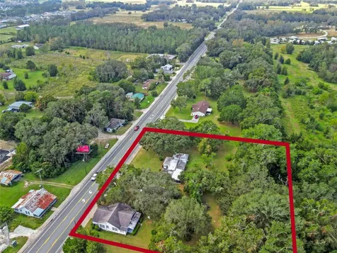 3778 E C-466 Road Oxford FL 34484