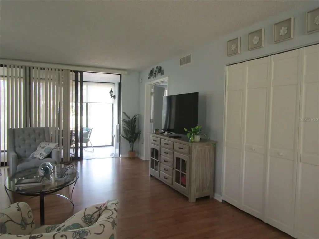 5136 Harpers Croft Sarasota FL 34235