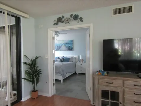 5136 Harpers Croft Sarasota FL 34235