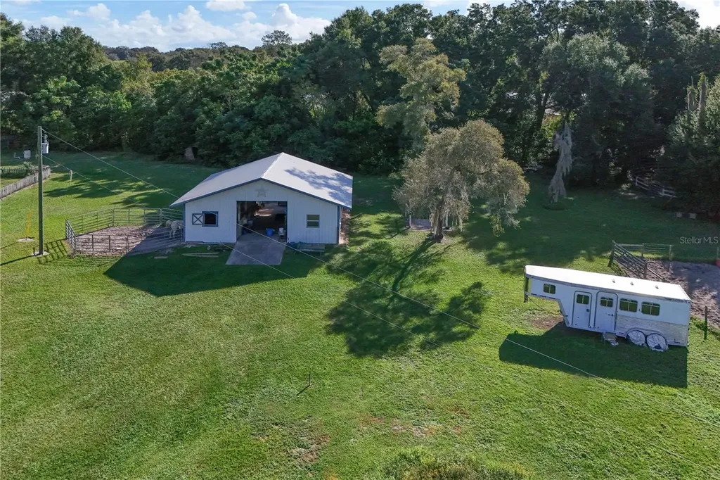 3243 W Kelly Park Road Apopka FL 32712