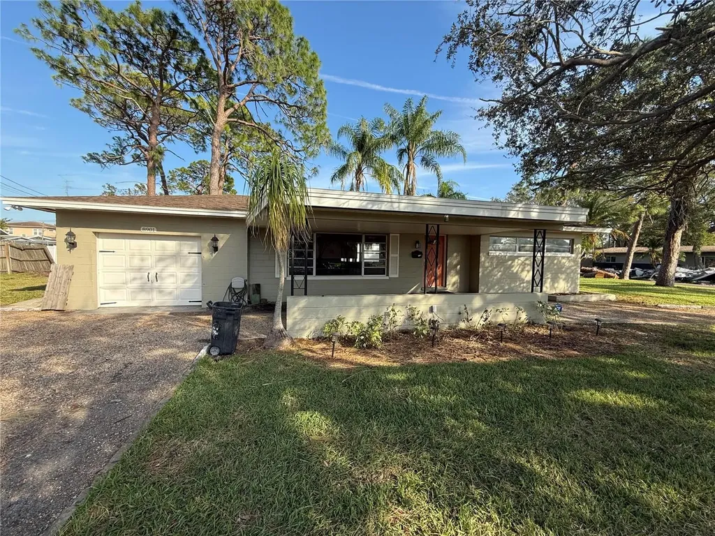 8901 Bay Street NE St Petersburg FL 33702