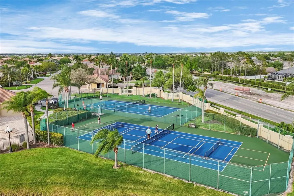 2921 Seasons Boulevard Sarasota FL 34240