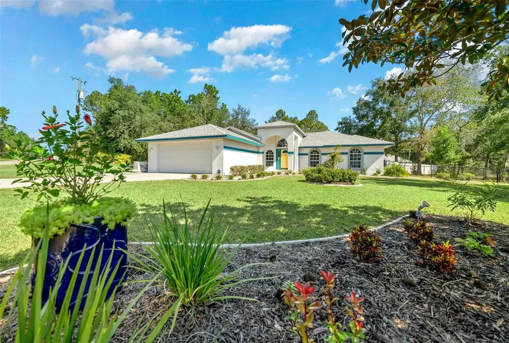 8205 N Dove Orchid Drive Citrus Springs FL 34434