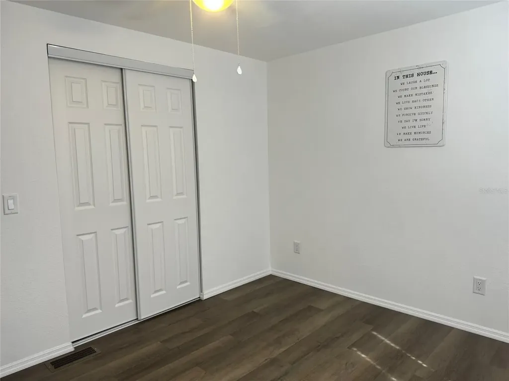 9437 N Singapore Avenue Dunnellon FL 34433