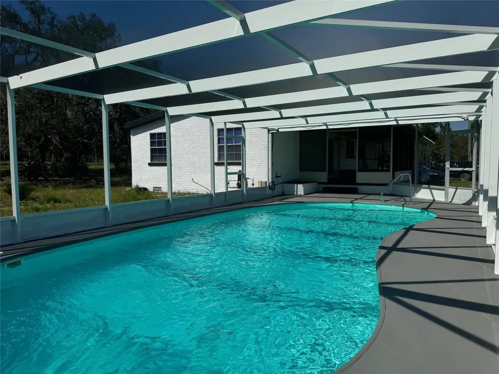 9437 N Singapore Avenue Dunnellon FL 34433