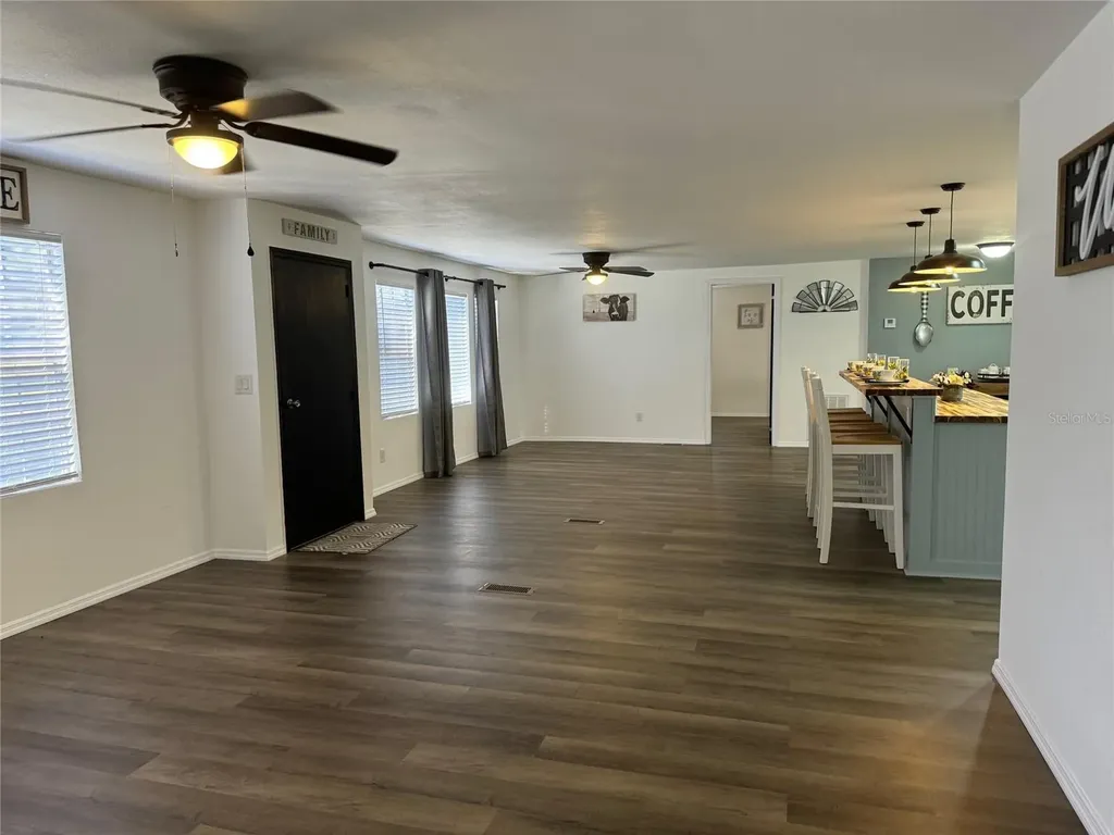 9437 N Singapore Avenue Dunnellon FL 34433