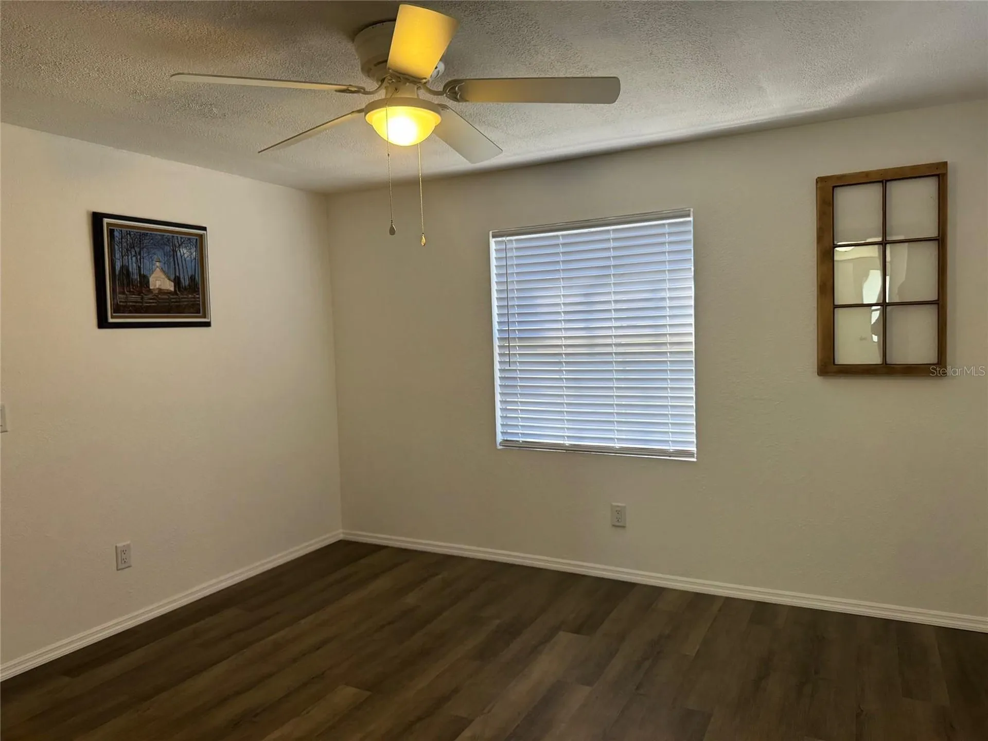 9437 N Singapore Avenue Dunnellon FL 34433
