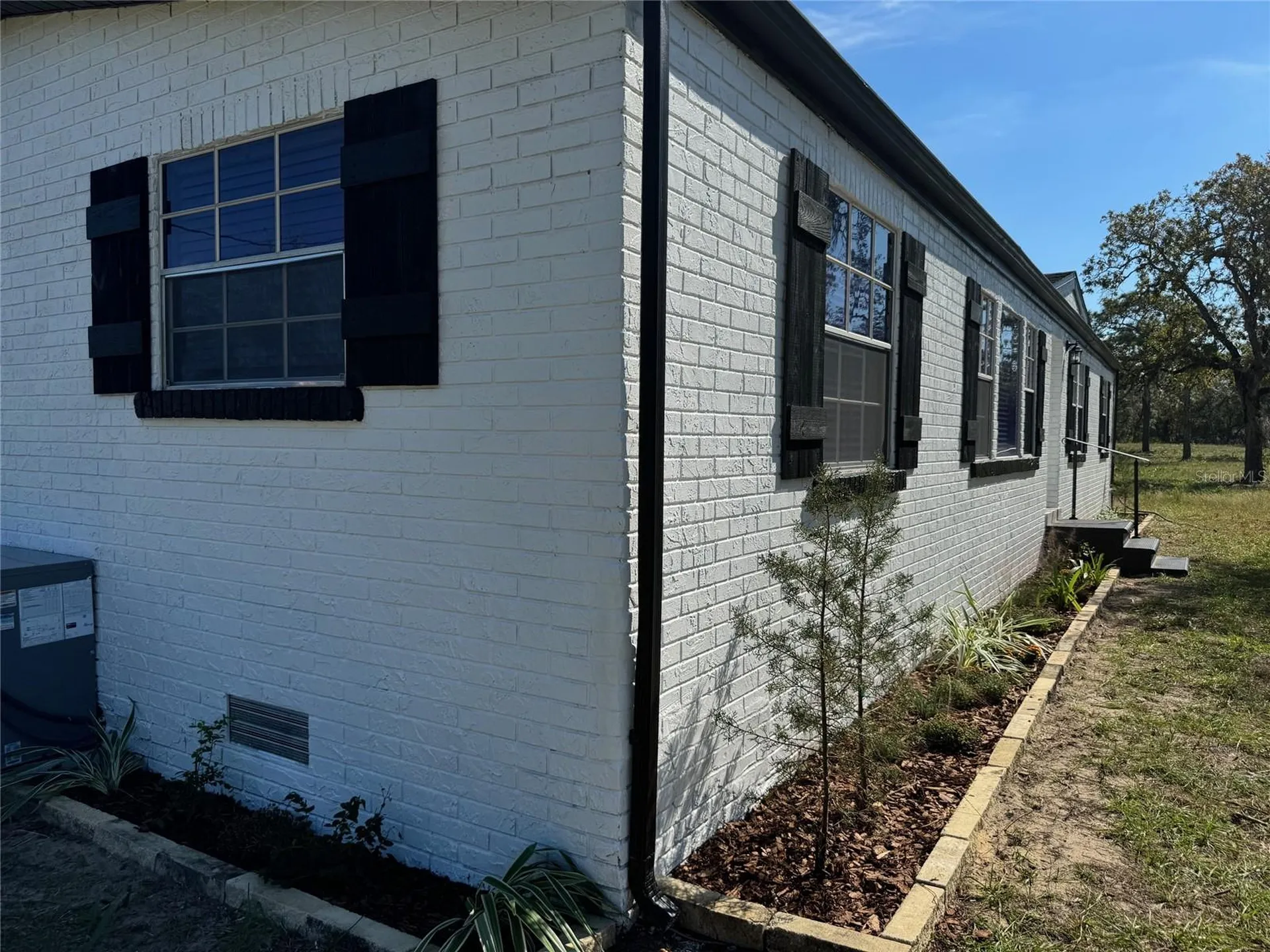 9437 N Singapore Avenue Dunnellon FL 34433
