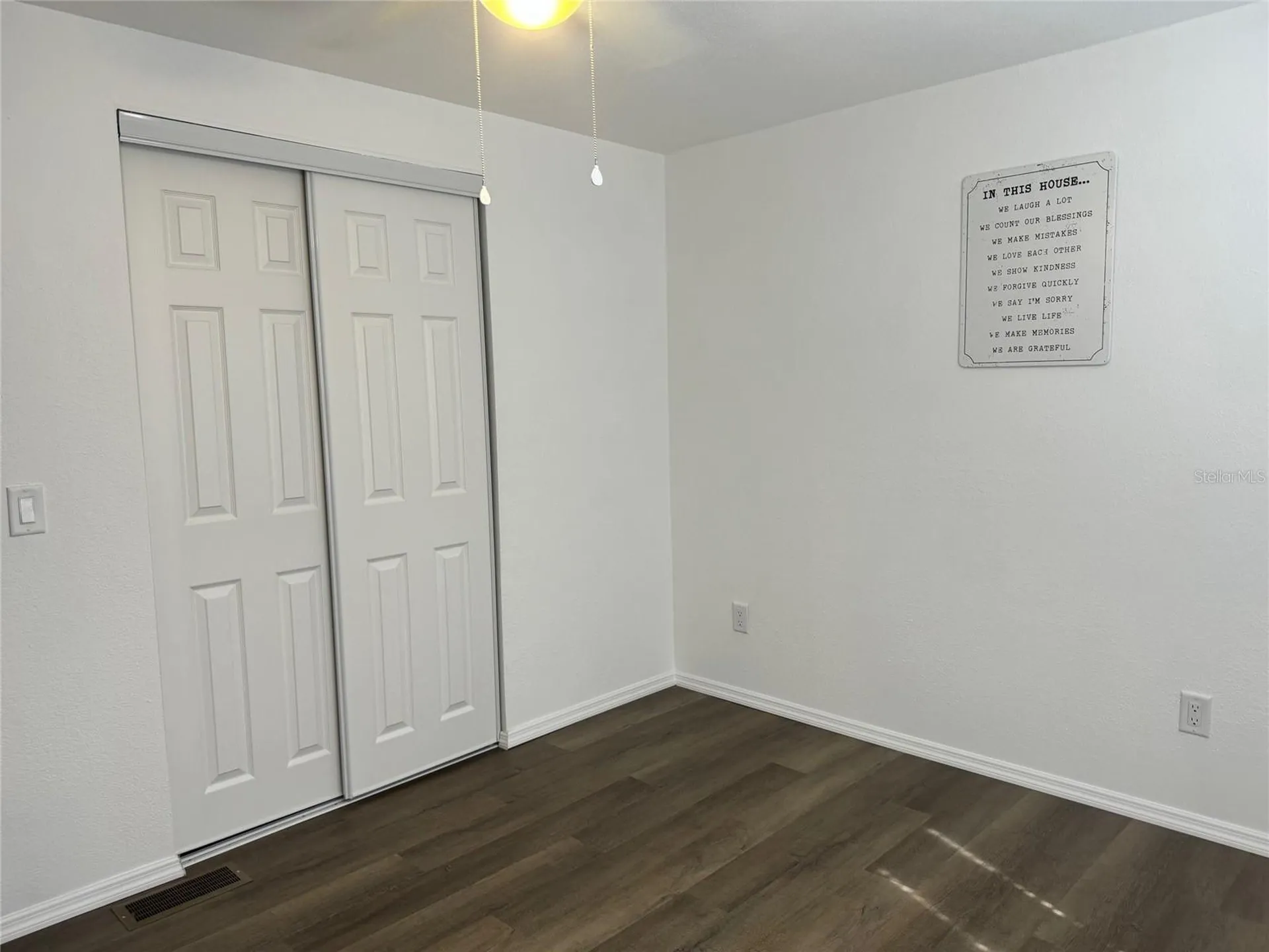 9437 N Singapore Avenue Dunnellon FL 34433