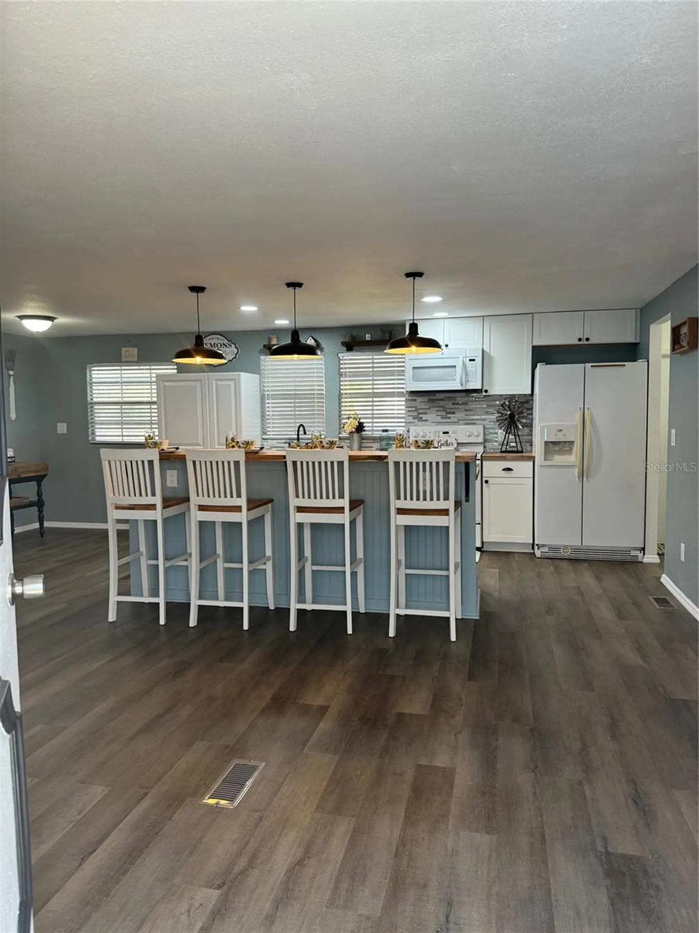 9437 N Singapore Avenue Dunnellon FL 34433