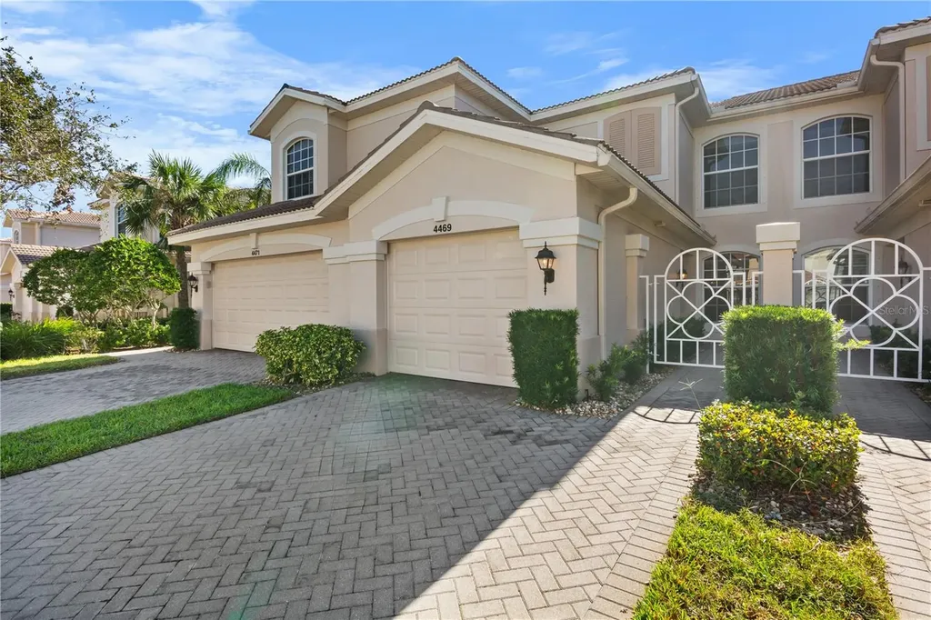 4469 Cinnamon Drive Sarasota FL 34238