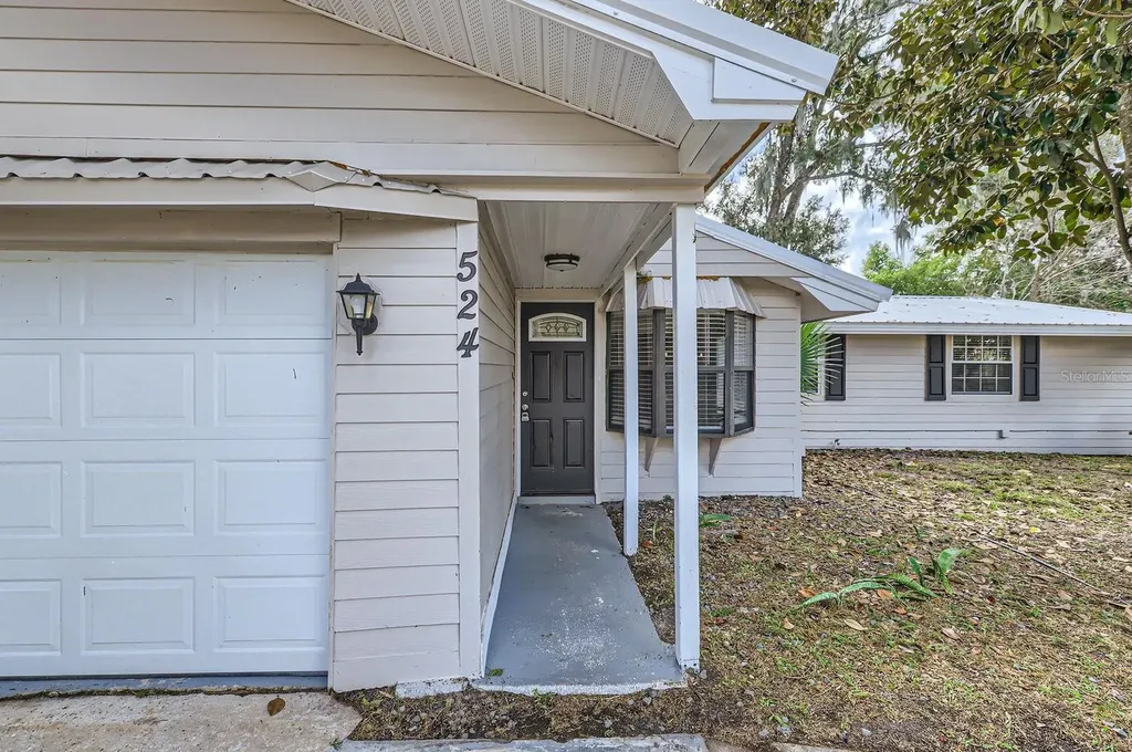 524 E Church Street Deland FL 32724