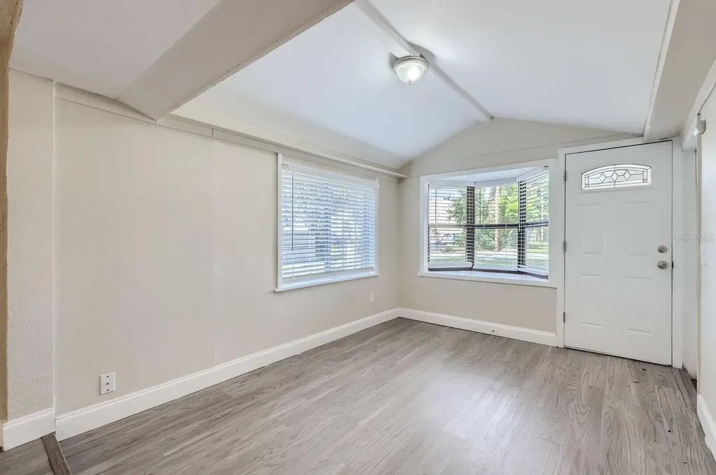 524 E Church Street Deland FL 32724