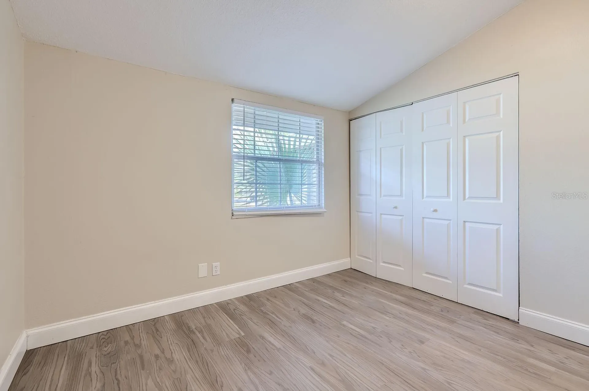 524 E Church Street Deland FL 32724