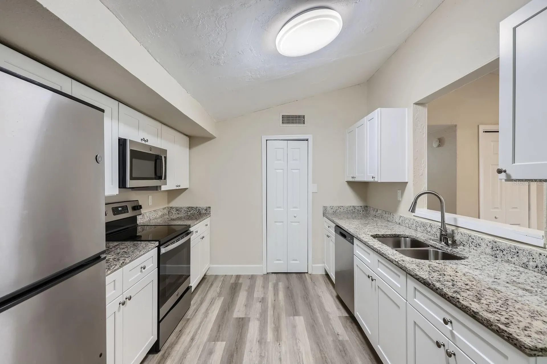 524 E Church Street Deland FL 32724
