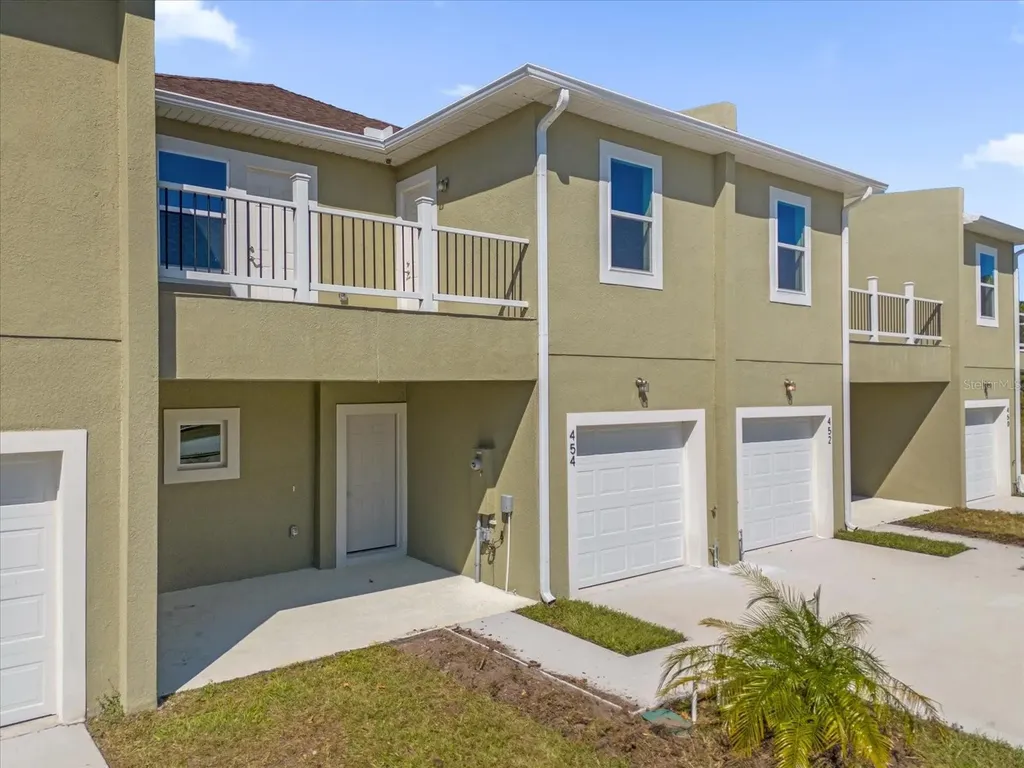 454 Lake Shore Parkway Davenport FL 33896