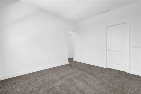 454 Lake Shore Parkway Davenport FL 33896