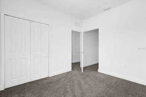 454 Lake Shore Parkway Davenport FL 33896