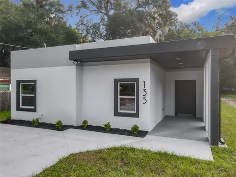 135 S Chandler Avenue Deland FL 32724