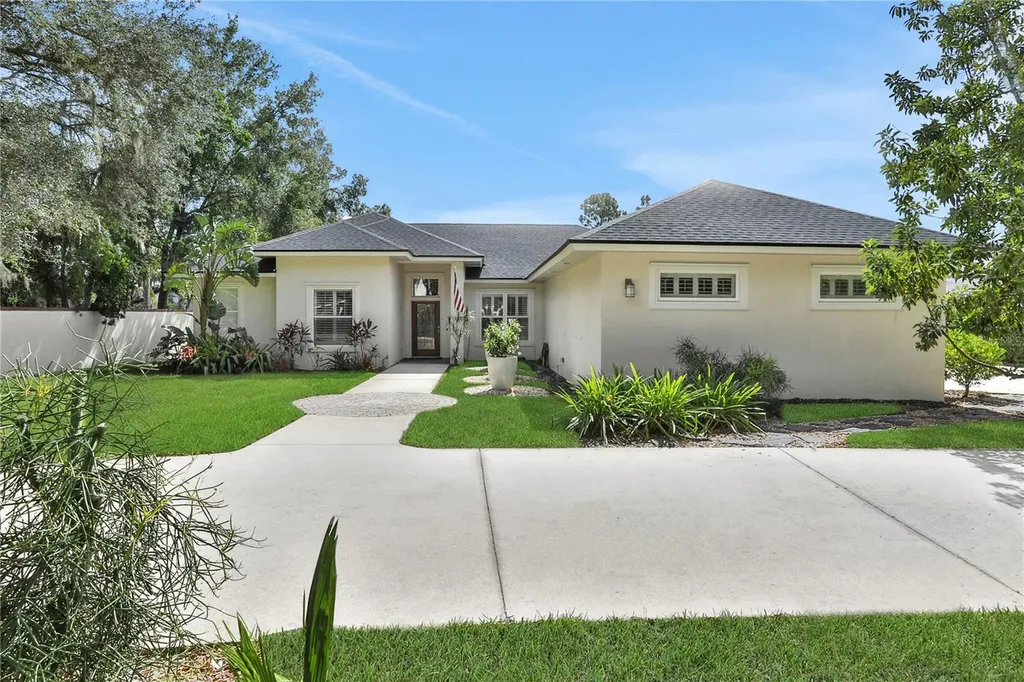 2609 Wyndsor Oaks Court Winter Haven FL 33884