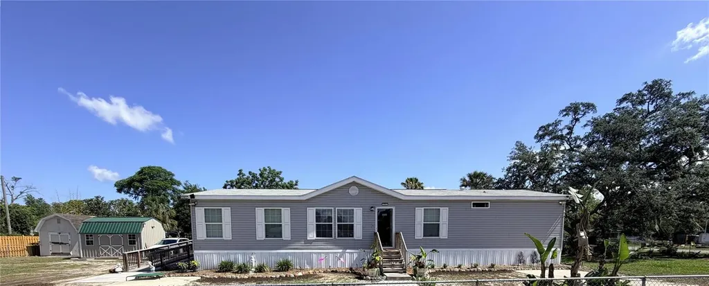 9811 Bud Street Hudson FL 34669