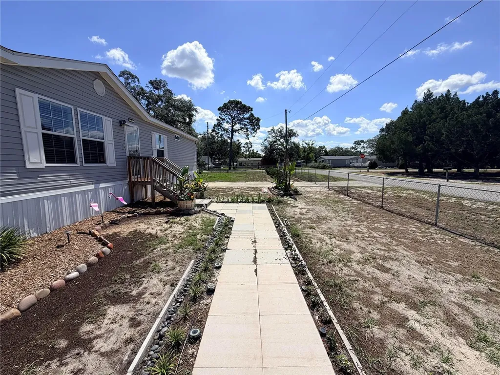 9811 Bud Street Hudson FL 34669